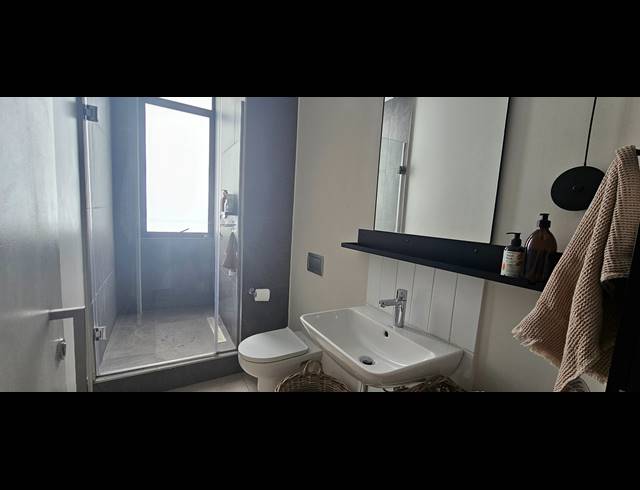 1 BEDROOM APARTMENT FOR SALE IN SANDOWN